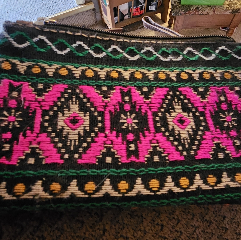 Wristlet - Picture 2 of 7